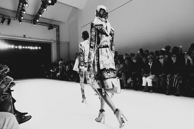 Look 15